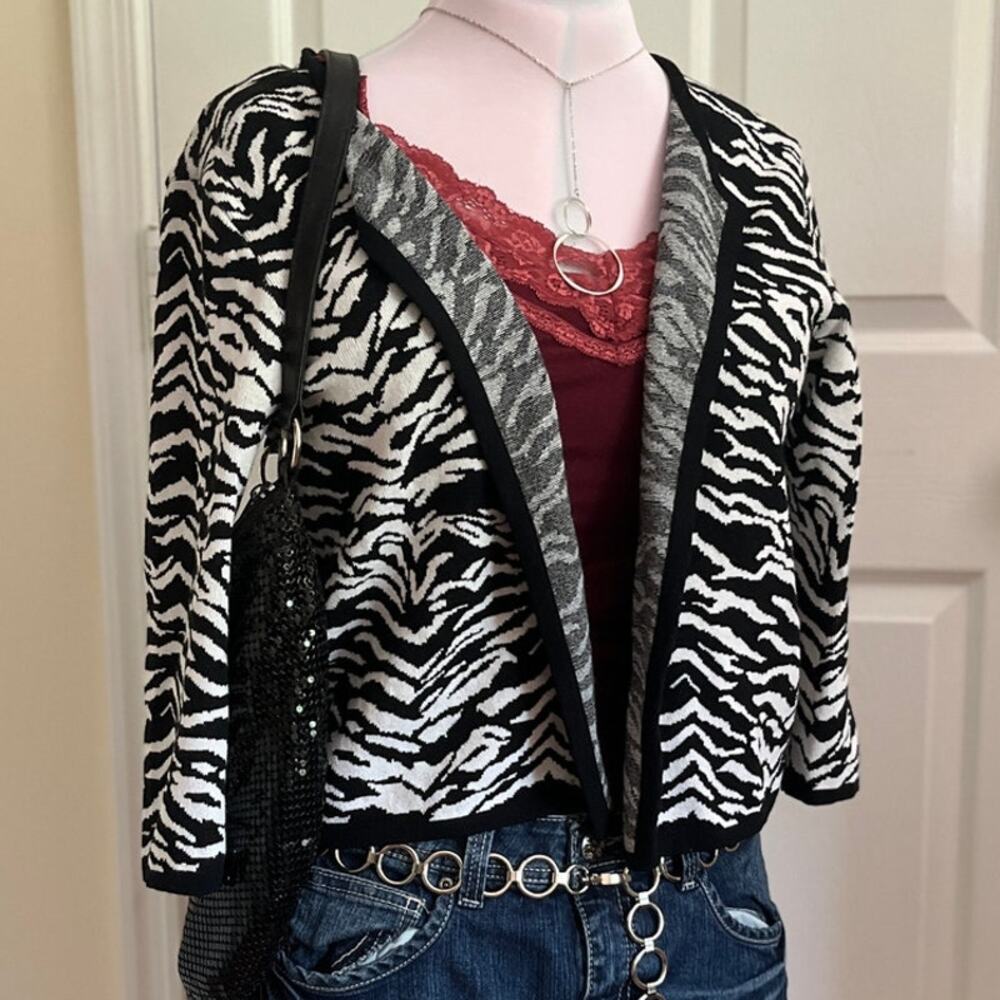 VTG 90s Dana Buchman | Black + White Zebra Print Open Front Cardigan Sweater | M